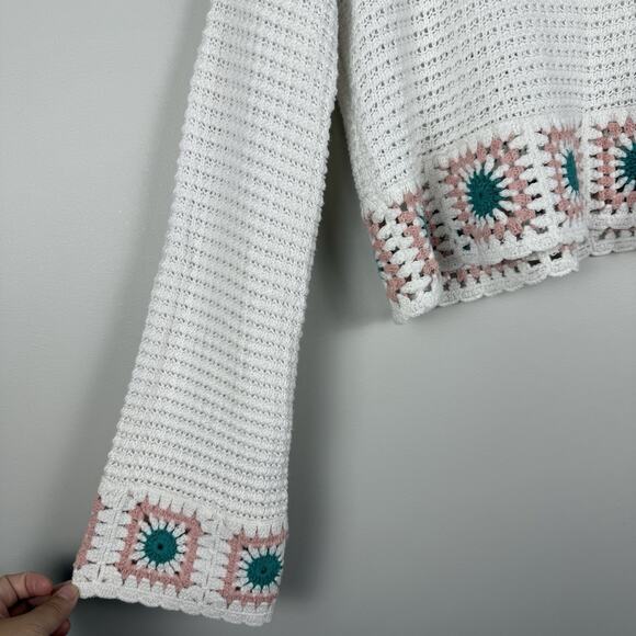 Sincerely Jules Crochet Sweater L Cream Long Sleeve Floral Patch Cottage Boho - Picture 5 of 9